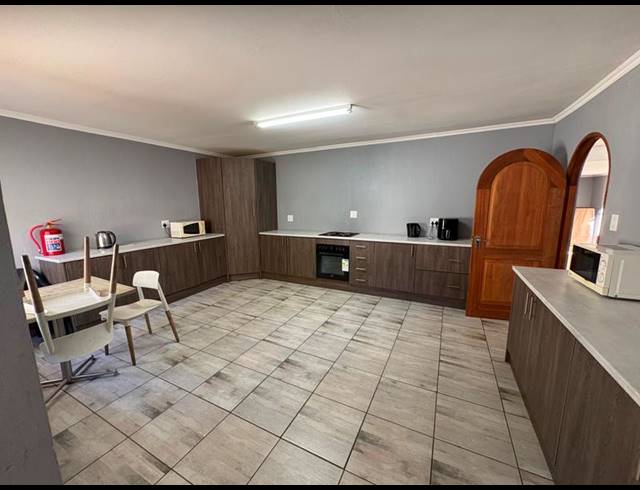 5 BEDROOM HOUSE FOR SALE IN PRESIDENT PARK